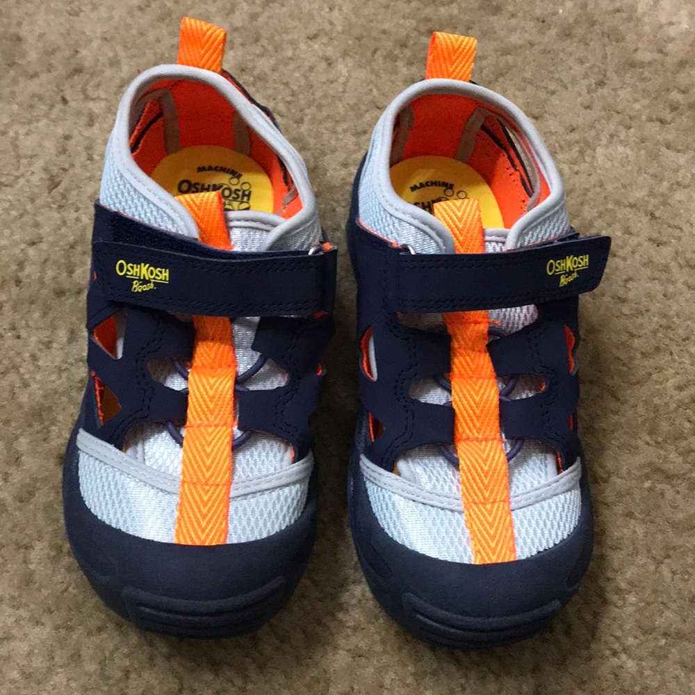 OshKosh size 12 boys shoes